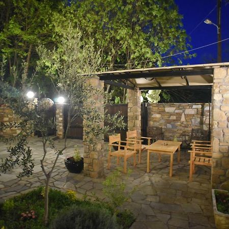 Santa Marina Guesthouse กาโต ลูตรากี ภายนอก รูปภาพ