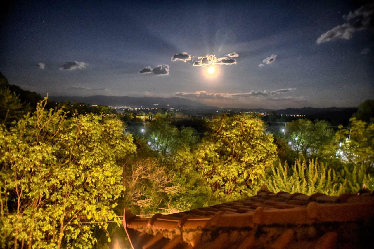 Santa Marina Guesthouse กาโต ลูตรากี ภายนอก รูปภาพ