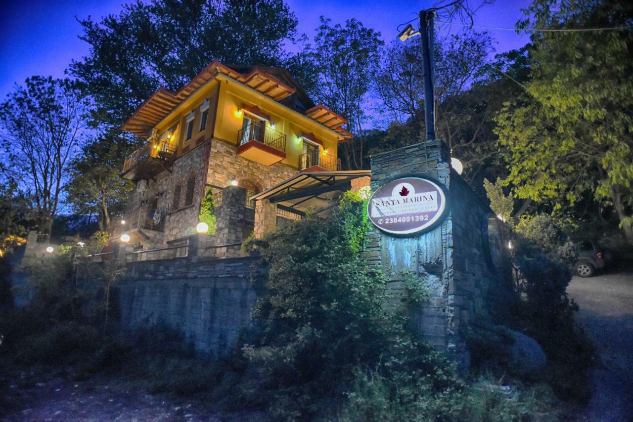 Santa Marina Guesthouse กาโต ลูตรากี ภายนอก รูปภาพ