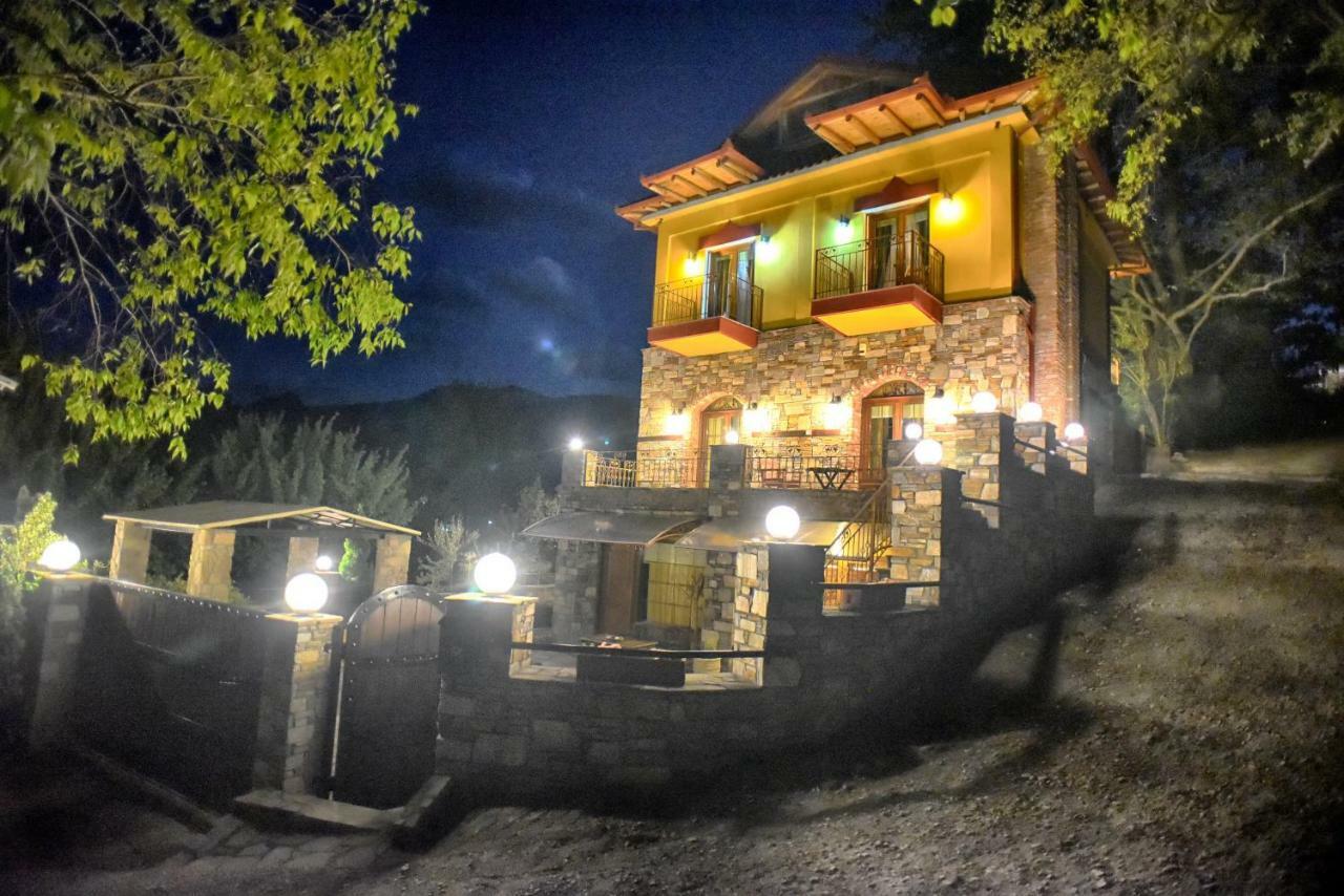 Santa Marina Guesthouse กาโต ลูตรากี ภายนอก รูปภาพ